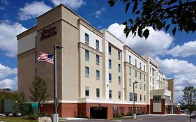 Hampton Inn & Suites Pittsburgh Airport South/Settlers Ridge